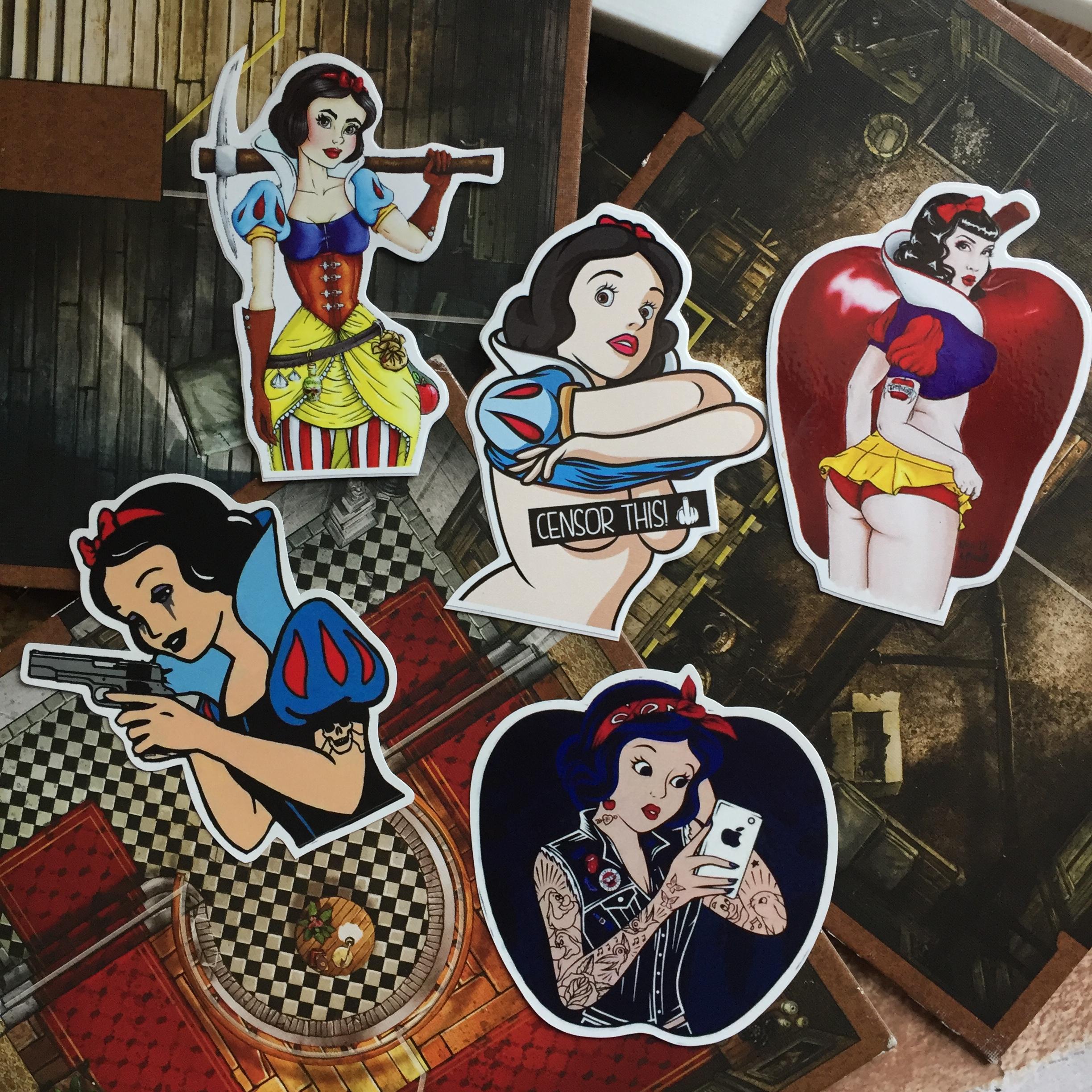 สโนว์ไวท์ Snowwhite เจ้าหญิง พังค์ร็อค สติกเกอร์ เคลือบกันน้ำ ติดกระเป๋าเดินทาง มอเตอร์ไซด์ Laptop เคสโทรศัพท์ กระบอกน้ำ Waterproof Decal Sticker