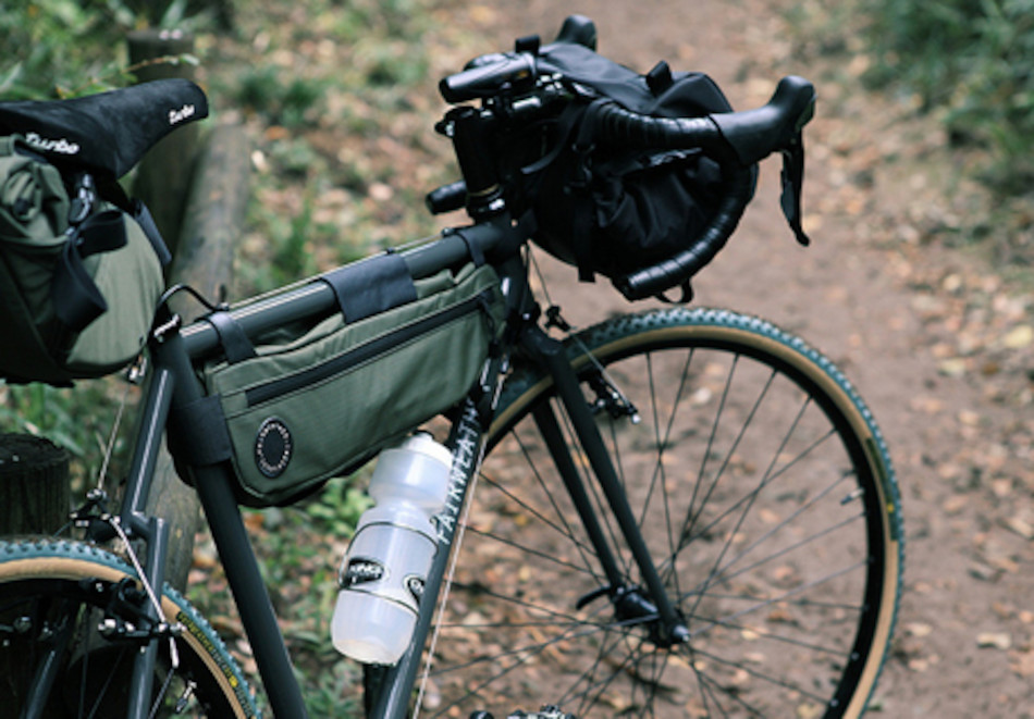 กระเป๋าปิ๊กแป๊ก : frame bag