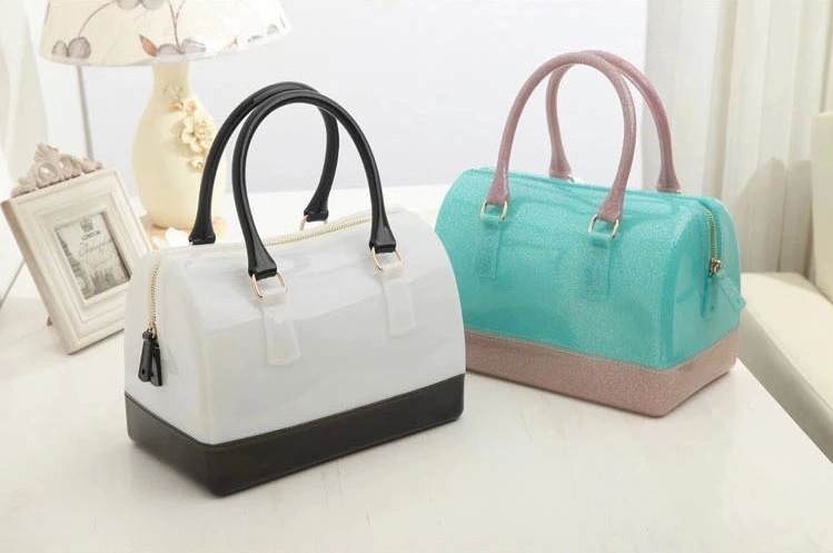 กระเป๋าหมอน : duffle