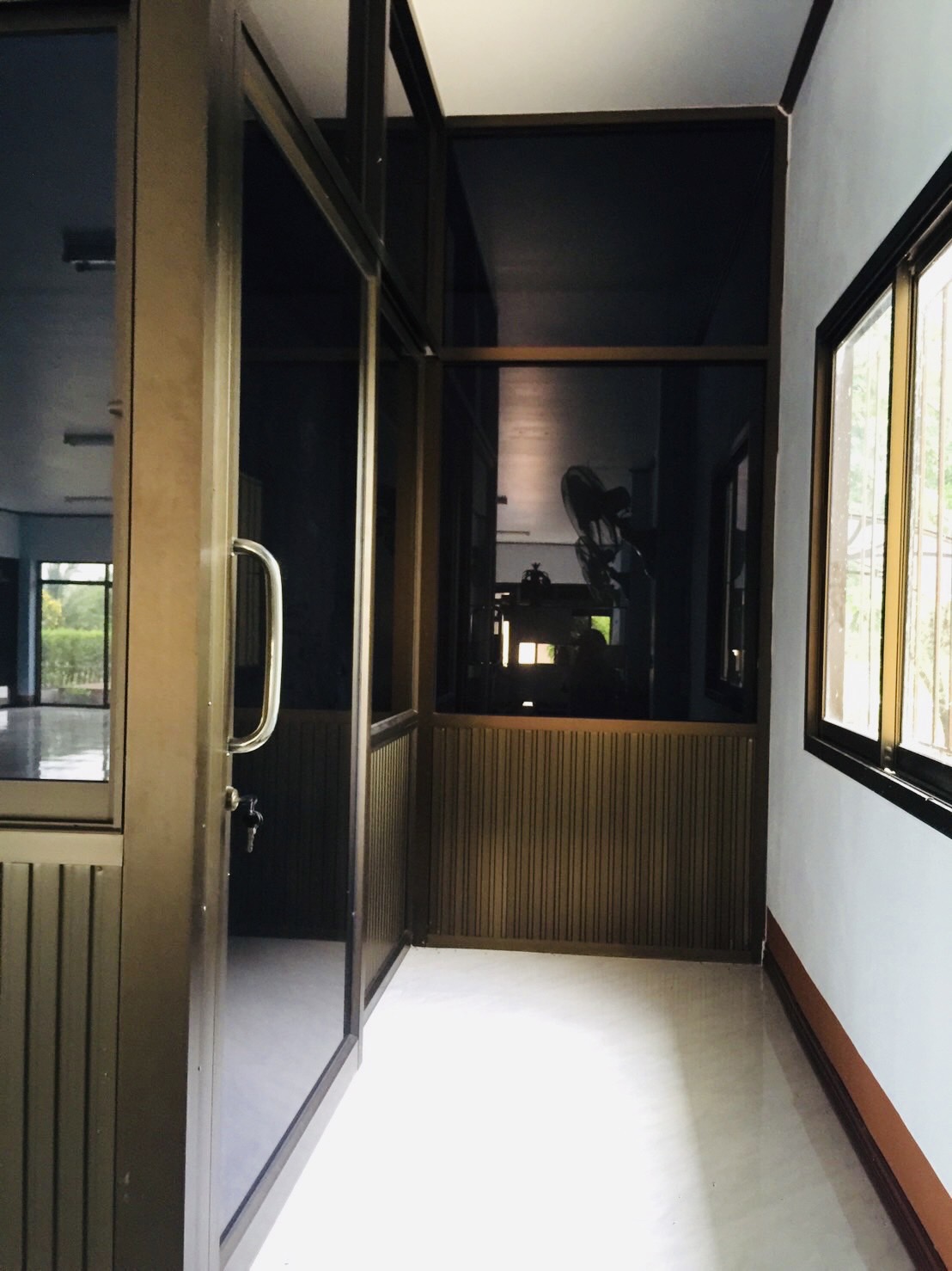 ขายที่ดิน พร้อมสิ่งปลูกสร้าง บ้านสวนศรีรัตนธรรม ทางหลวงชนบท 2001 จ.อ่างทอง