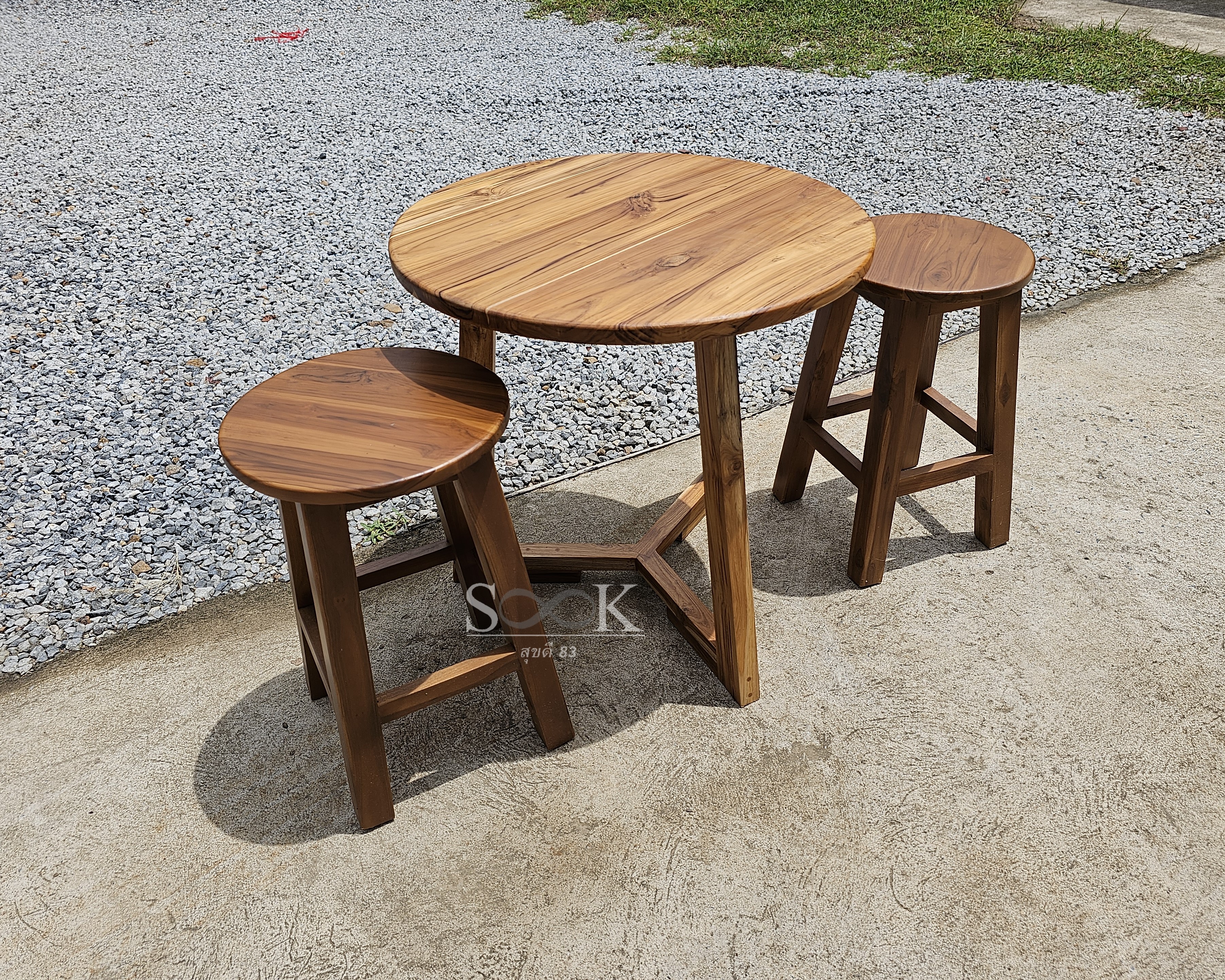 ชุดโต๊ะกาแฟมินิมอลขาเบนซ์ เก้าอี้กลม