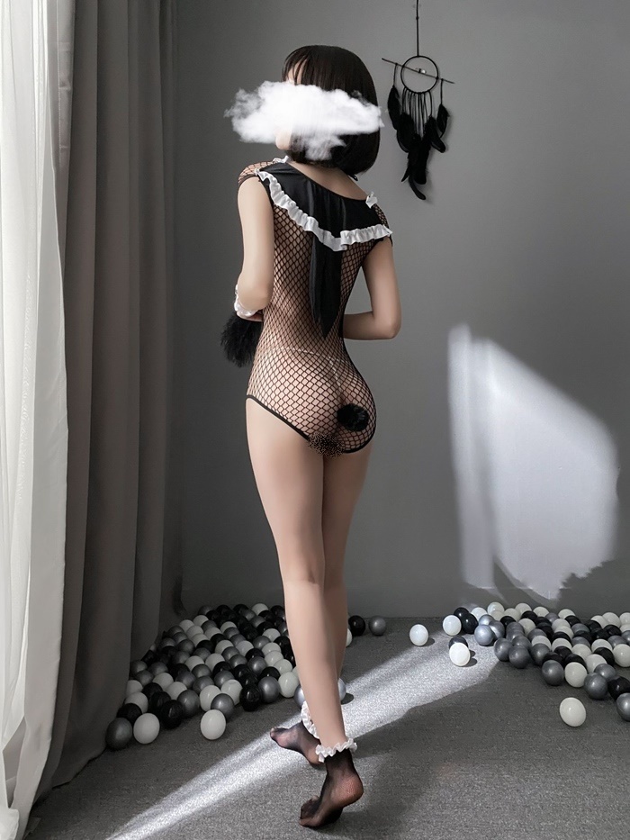 K296 ชุดตาข่ายคอสเพลย์กระต่ายน้อย ชุดตาข่ายเซ็กซี่มาในแบบชุดกระต่ายสุดเซ็กซี่ ตรงปกคอด้านหลังเป็นหูกระต่ายห้อยลงมา มาพร้อมปลอกแขน ปลอกคอและถุงเท้าตาข่ายค่ะ ***ไม่มีจีสตริง