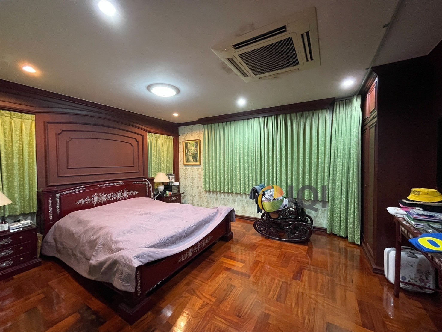 ขายบ้านเดี่ยว 2 ชั้น หมู่บ้านลดาวัลย์ ศรีนครินทร์ หน้าโครงการติดรถไฟฟ้า สถานีศรีแบริ่ง