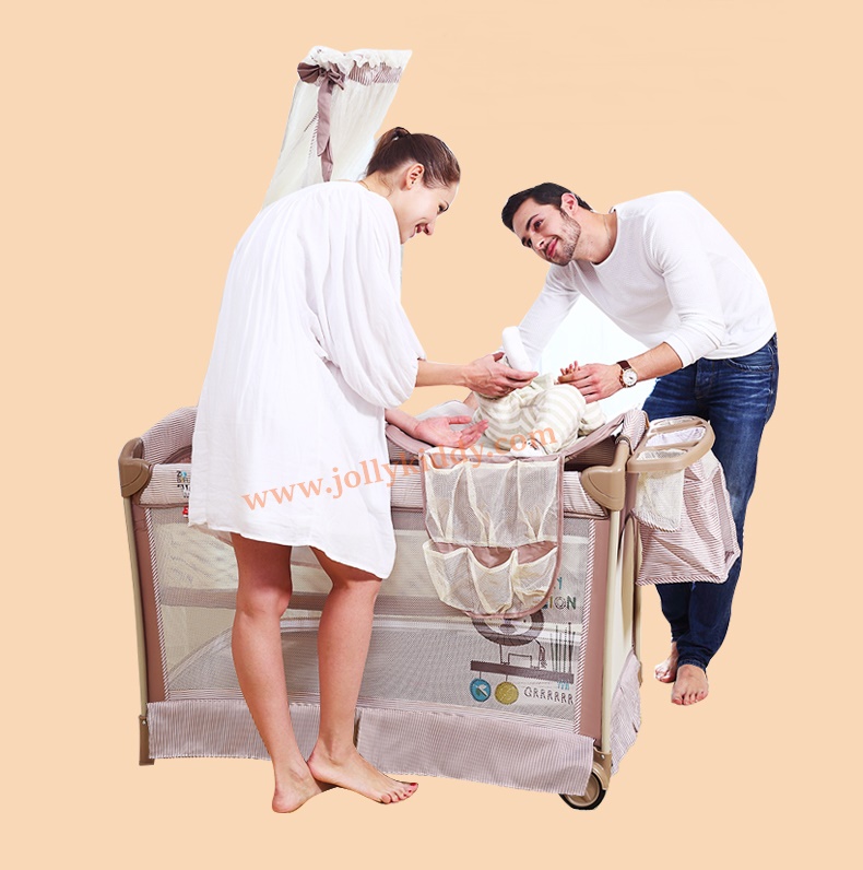 B10123 Playpen เตียงนอนเด็ก สินค้าใหม่นำเข้าพร้อมชั้นวางที่เปลี่ยนผ้าอ้อม (BP1สีชมพู)