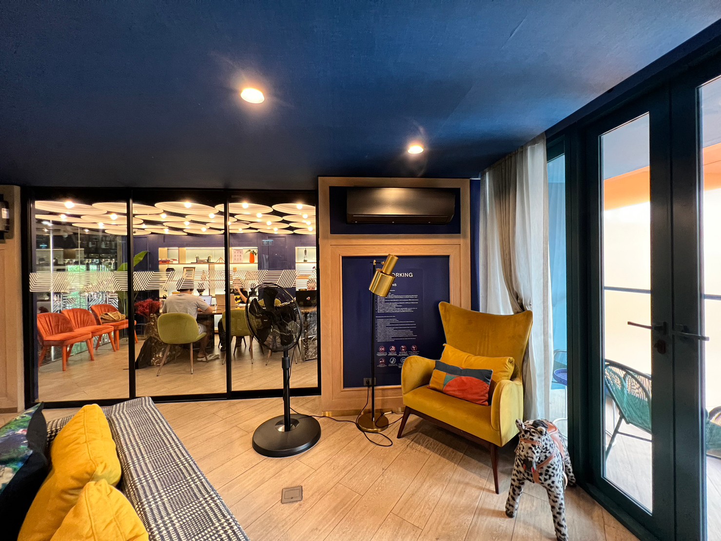 ขายเดอะ เบส สุขุมวิท 50 ขนาด 2 ห้องนอน บีทีเอส อ่อนนุช