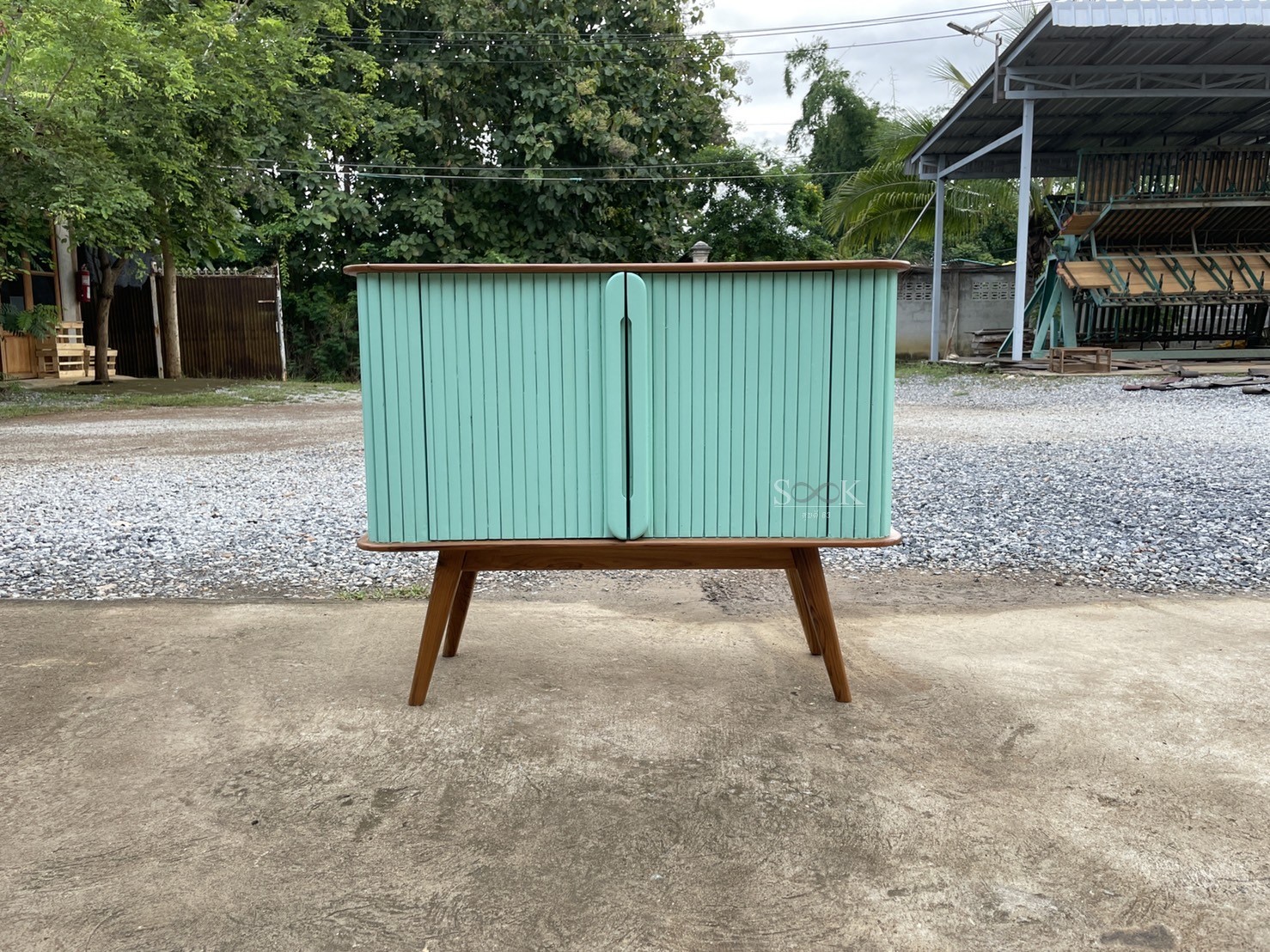 ตู้มินิมอลซี่ลอน (สีสัก)