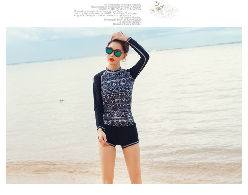 ชุดว่ายน้ำแขนยาว ชุดว่ายน้ำ 3 ชิ้น เสื้อ,บรา และกางเกงขาสั้น ส่งฟรี ems