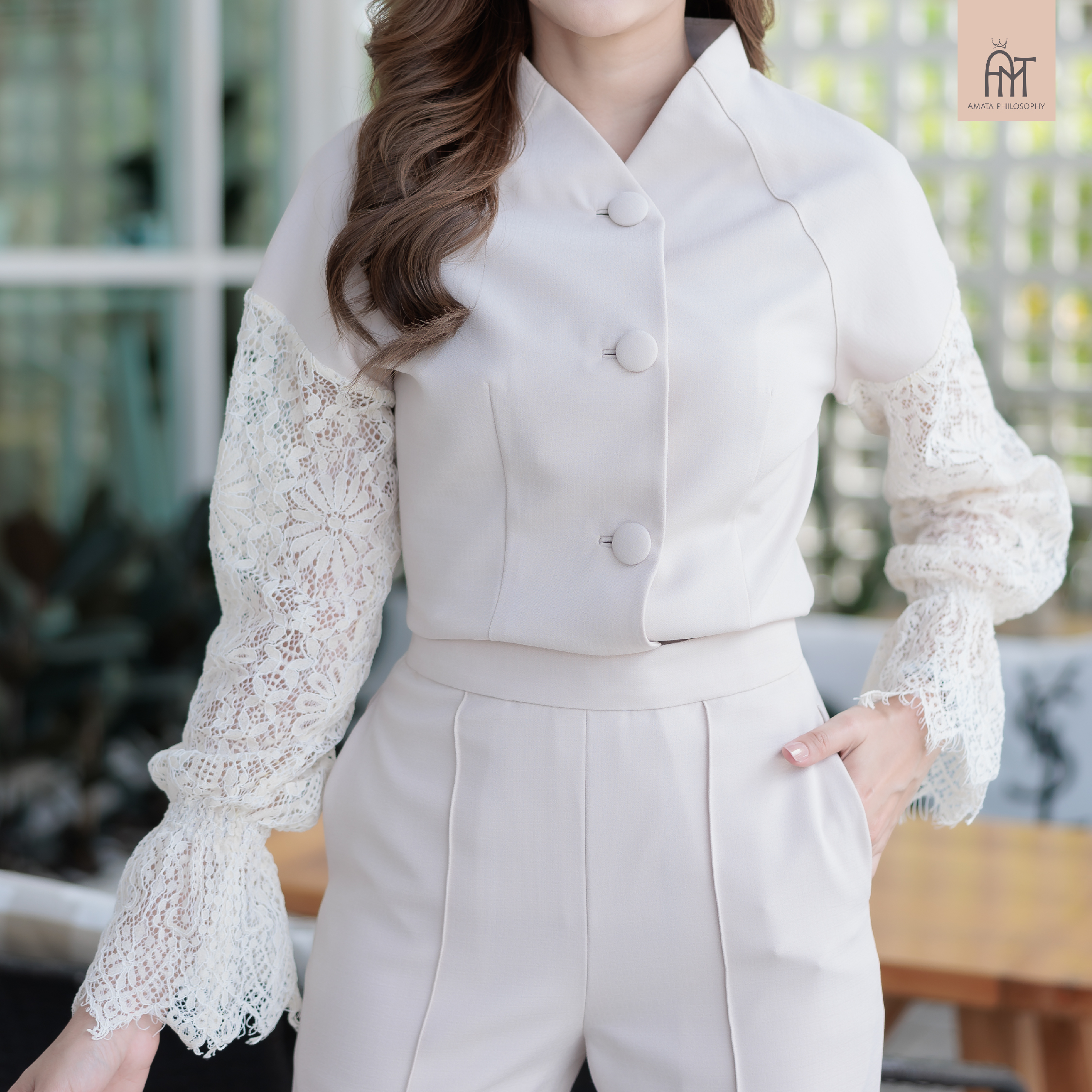 AMATA เสื้อ BOARDWAY สีครีมเบจ