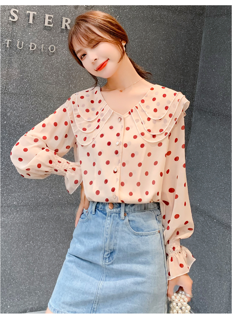 เสื้อสีครีมลายจุดสีแดง เสื้อใส่ทำงานสวยๆๆ ส่งฟรี ems