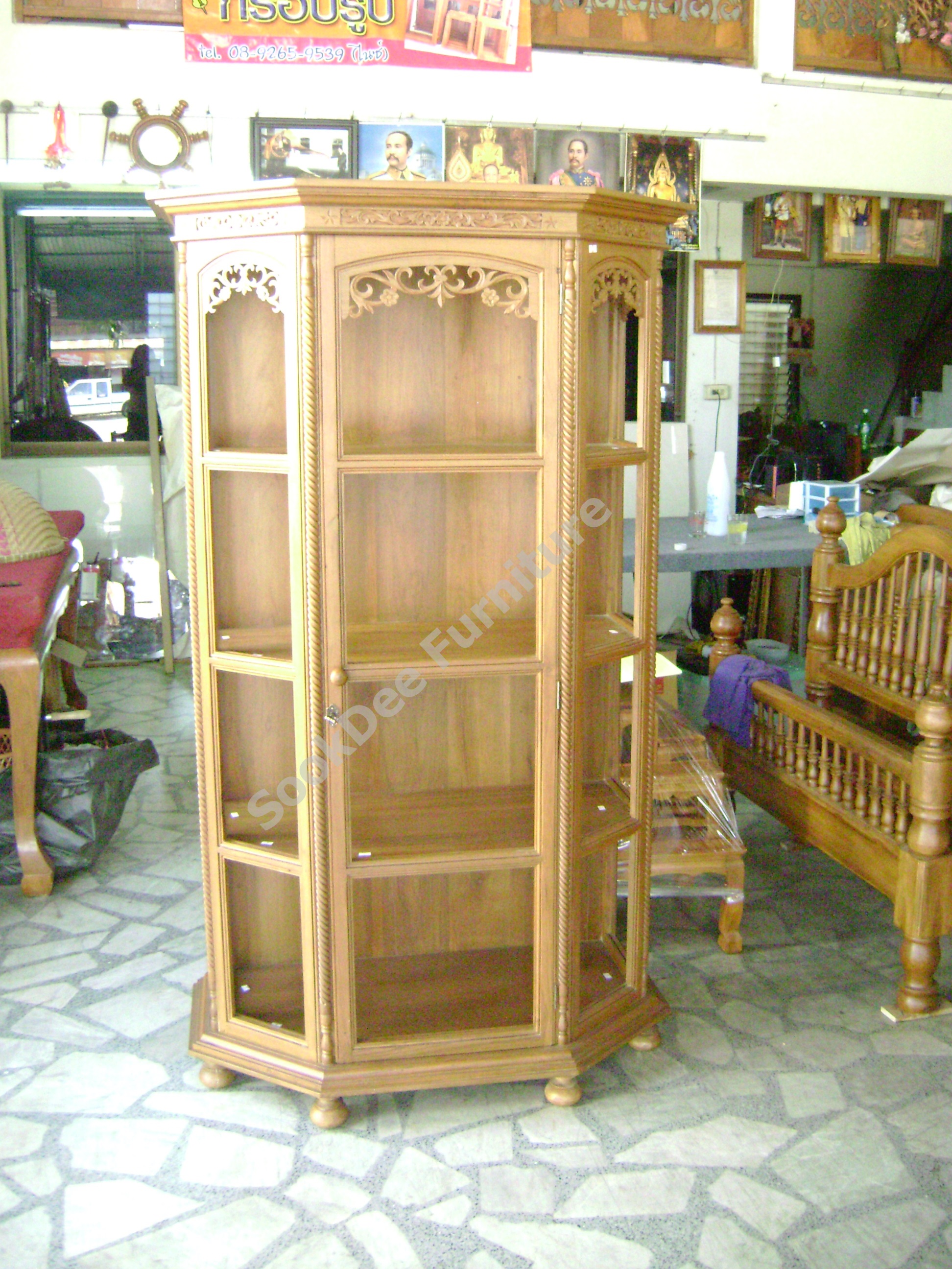 ตู้โบราณ