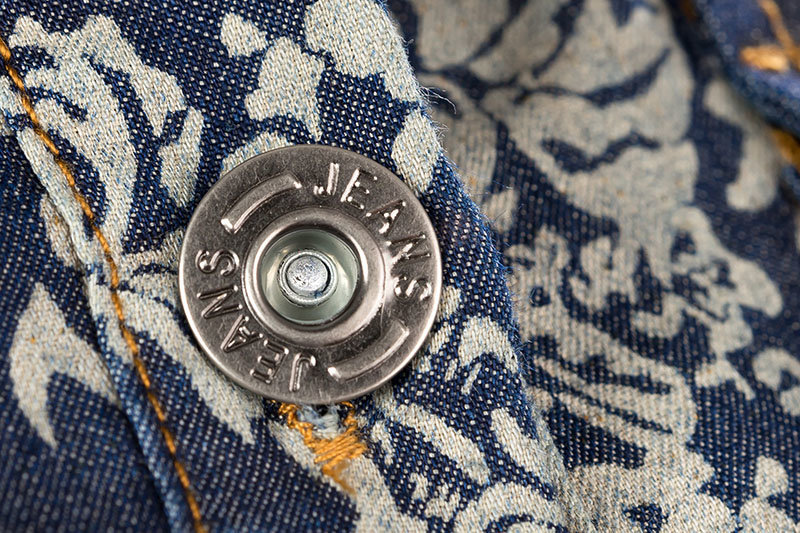 ชุดเดรสยีนส์ยาว ผ้ายีนส์เนื้อบางสวมใสสบาย พิมพ์ลายในตัว ส่งฟรี ems