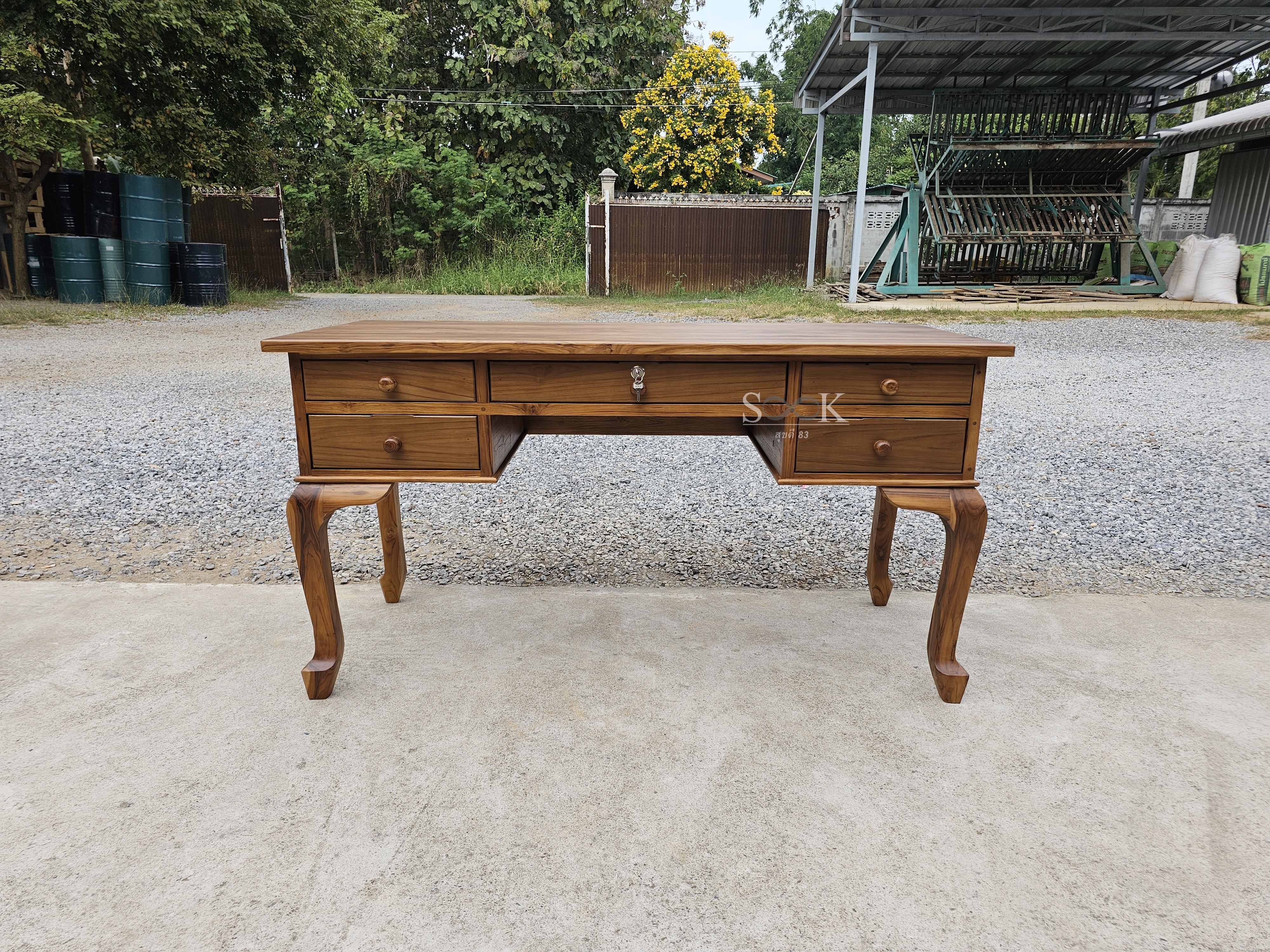 โต๊ะทำงานขาหลุยส์ 5 ลิ้นชัก