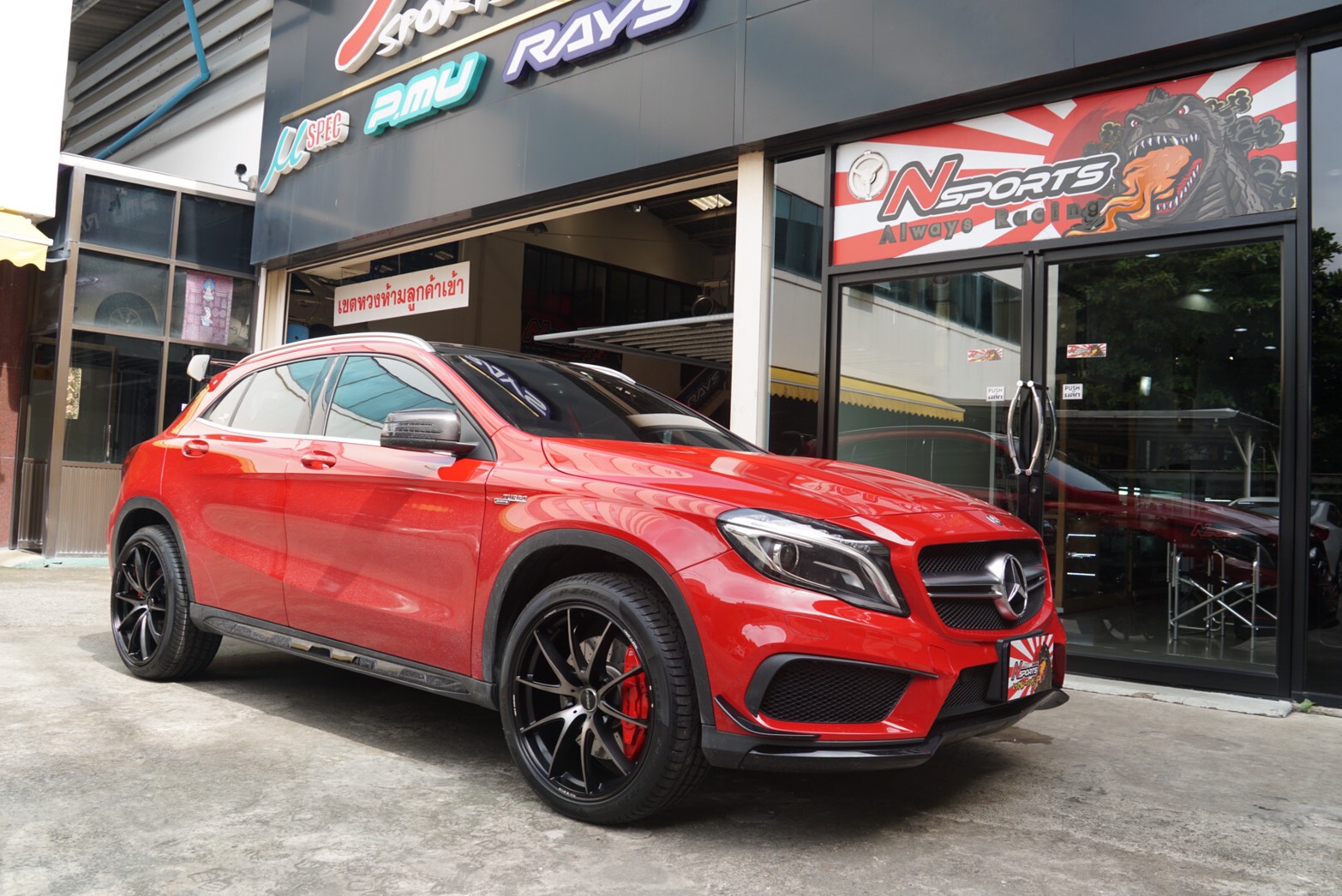 Benz GLA45 + Rayswheel G25 Edge รุ่นใหม่ล่าสุด