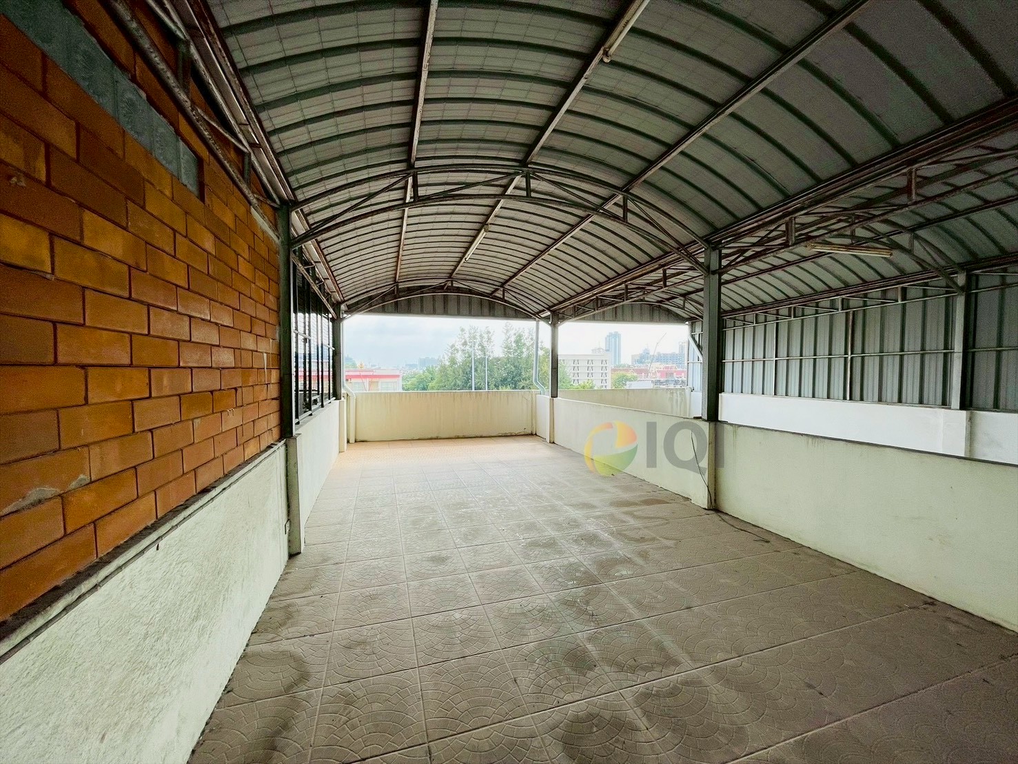 ขายอาคารพาณิชย์ 5 ชั้นครึ่ง ติดถนนอรุณอมรินทร์ ทำเลดีสามารถทำธุรกิจได้หลายอย่าง