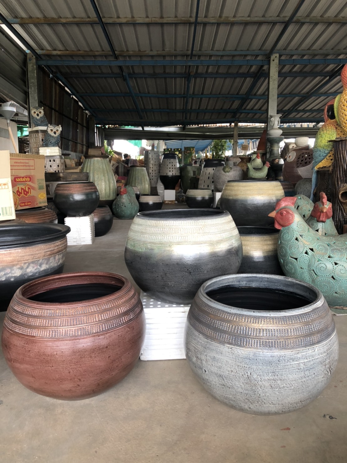 กระถางต้นไม้ดินเผา