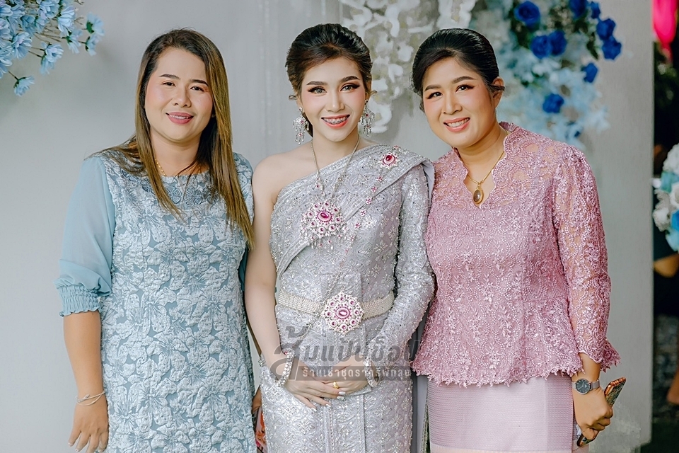 เช่า ชุดคุณแม่เจ้าสาว แม่เจ้าบ่าว