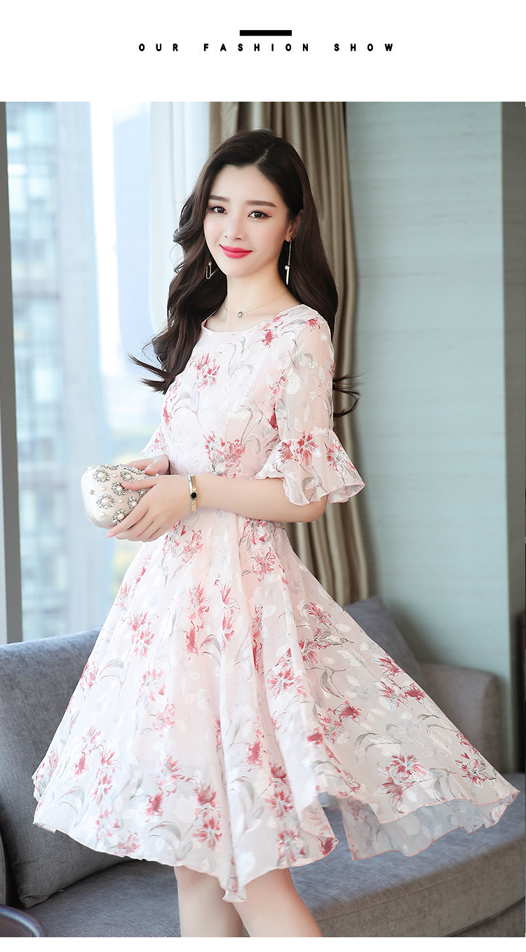 ชุดเดรสผ้าชีฟองสีชมพู พิมพ์ลายดอกไม้สีชมพูแดง ส่งฟรี ems