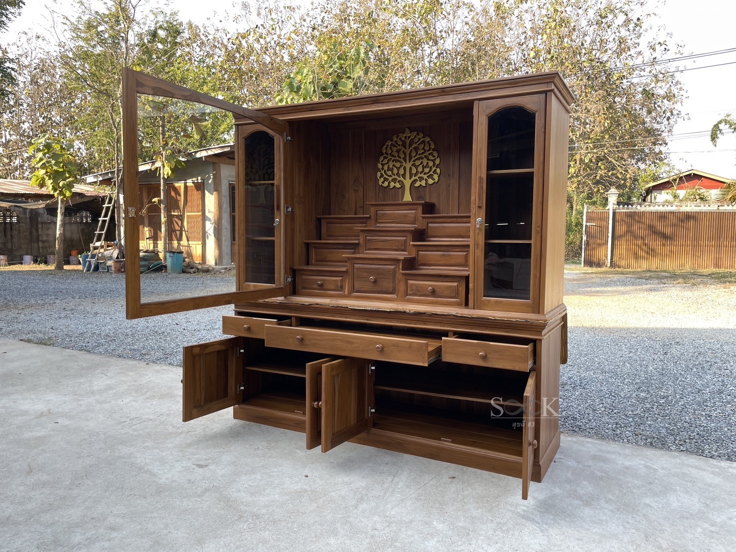 ตู้โชว์ผสมโต๊ะหมู่โมเดิร์น