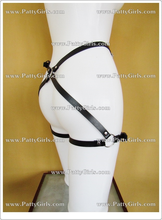 A057 สายหนังตกแต่งร่างกายท่อนล่างสไตล์SM เข็มขัดหนังรัดช่วงเอวกับช่วงต้นขา มาในแบบสายหนังหัวเข็มขัดแต่งห่วงโลหะตามรูปเลยค่ะ