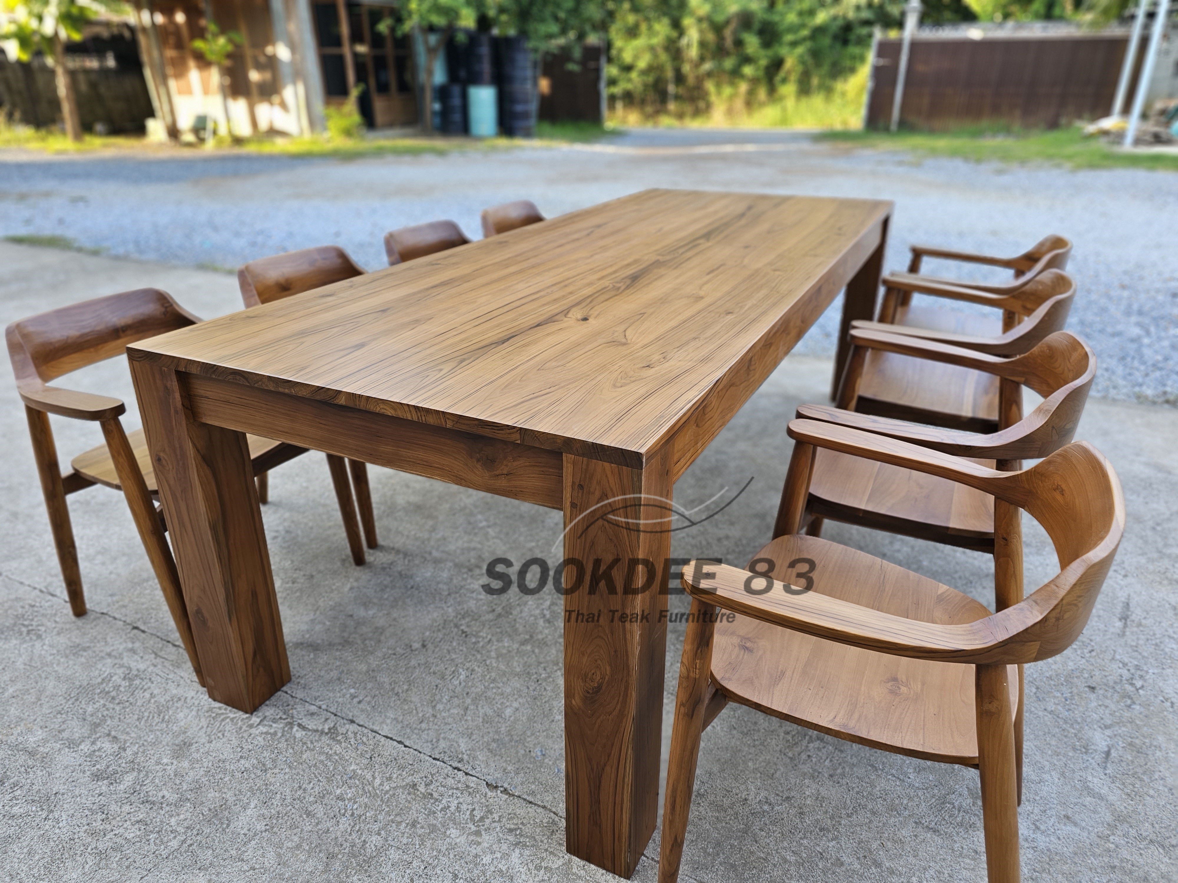 ชุดกินข้าวโต๊ะขาตรง 2.5 ม. เก้าอี้ฮิโรชิมา 8 ตัว