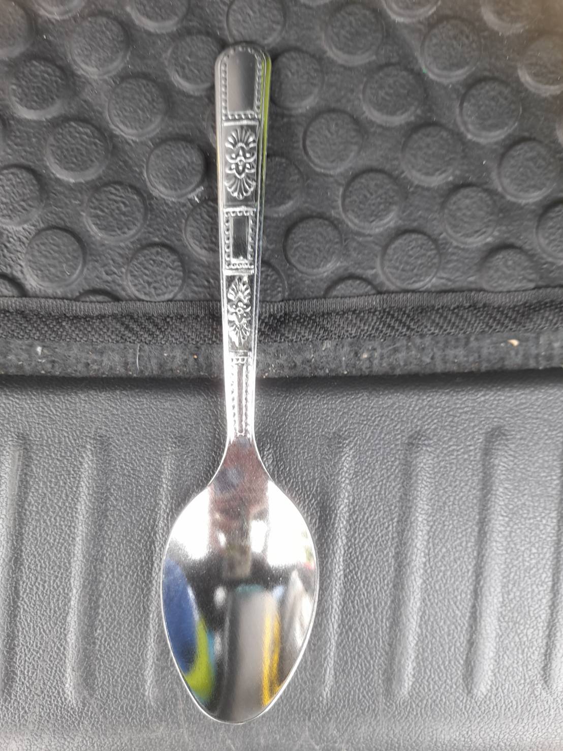 ส้อมสแตนเลส หนา 1.2 มม. ลายฟลอเร้นซ์ ตราไลอ้อน Lion (12 ชิ้น/แพ็ค)