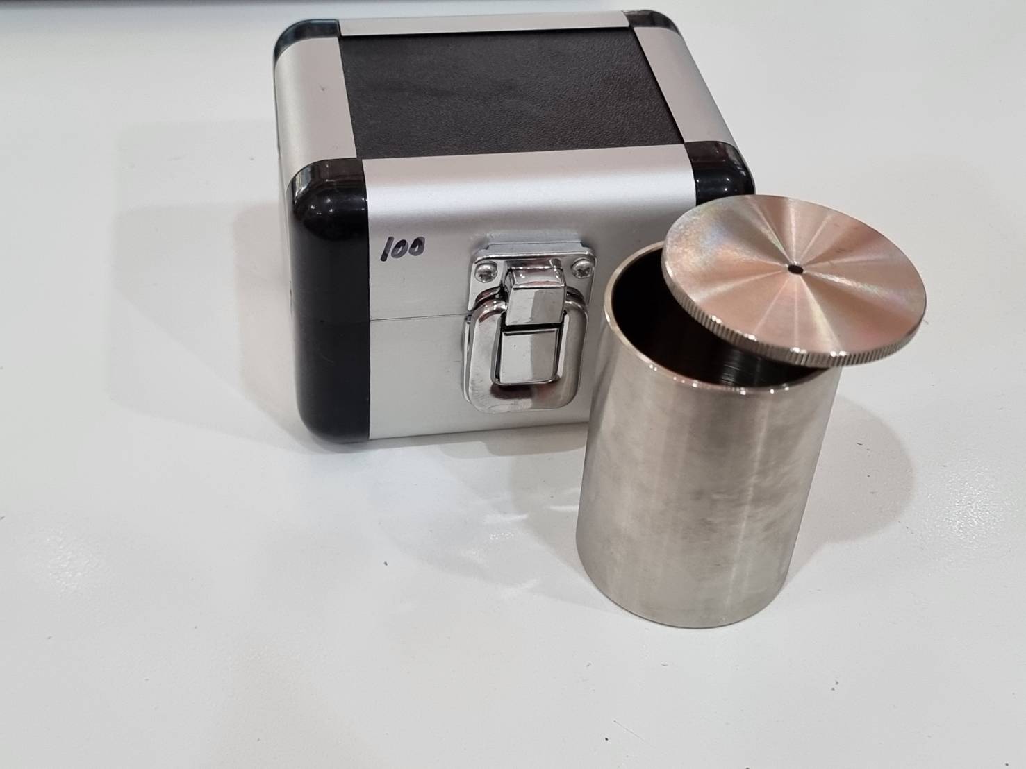 ถ้วยพิคโนมิเตอร์ ถ้วยวัดความหนืด Size : 100 ml , Stainless steel Density Determiner Pycnometer 100ml Specific Gravity Cup coating Specific Gravity Cup Density