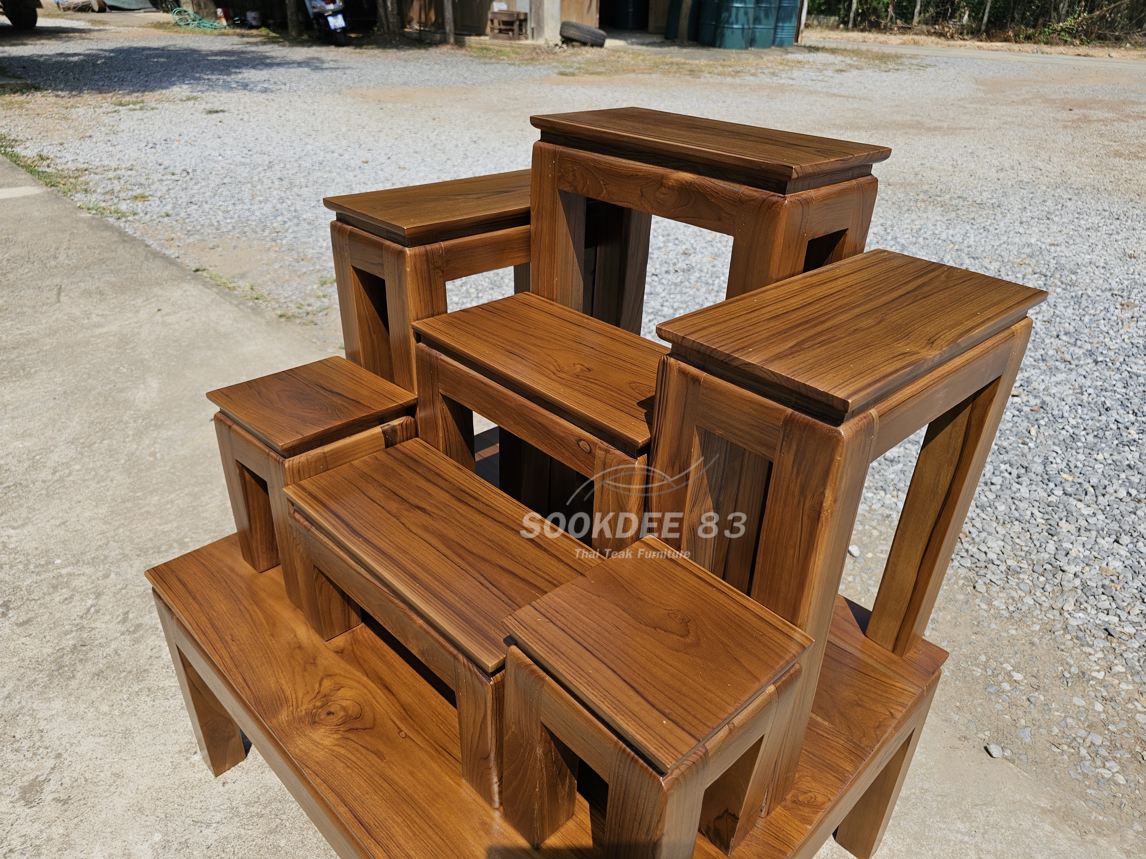 โต๊ะหมู่ 7 x 7 เรียบ ขาตรง