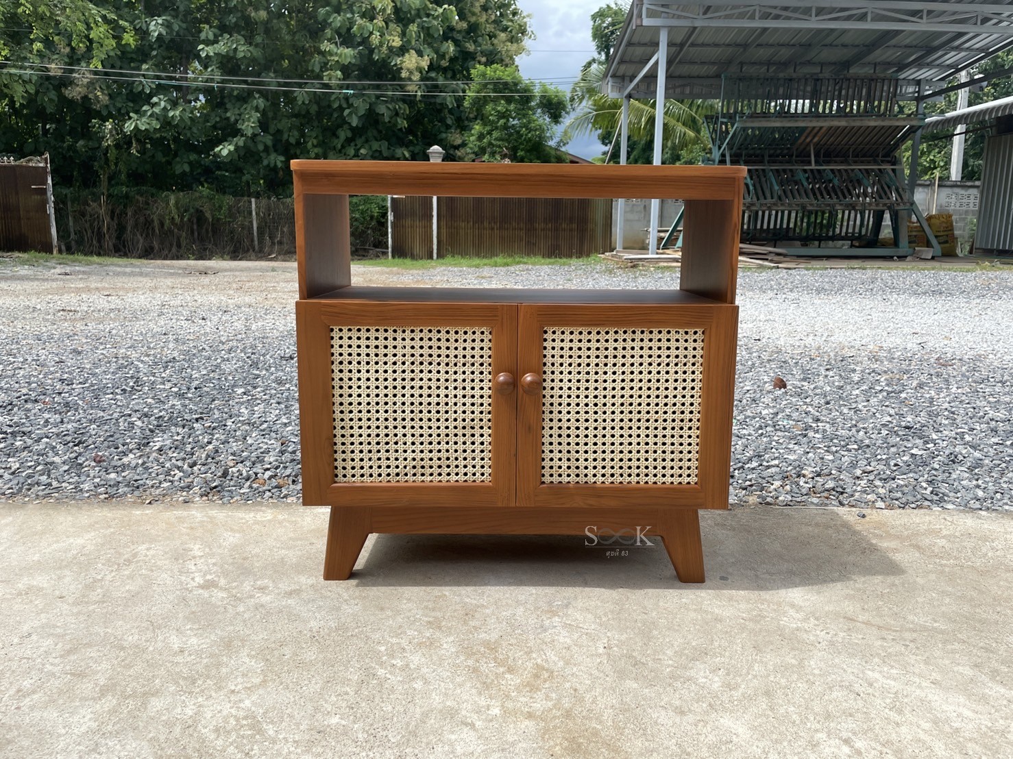 ตู้เก็บของบานหวาย