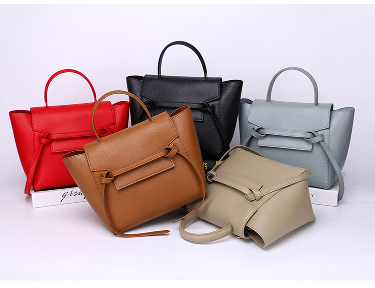 กระเป๋าหนังวัว Saffiano รุ่น COZY CL (Size M)