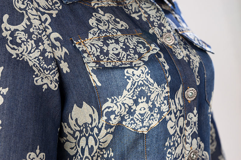 ชุดเดรสยีนส์ยาว ผ้ายีนส์เนื้อบางสวมใสสบาย พิมพ์ลายในตัว ส่งฟรี ems