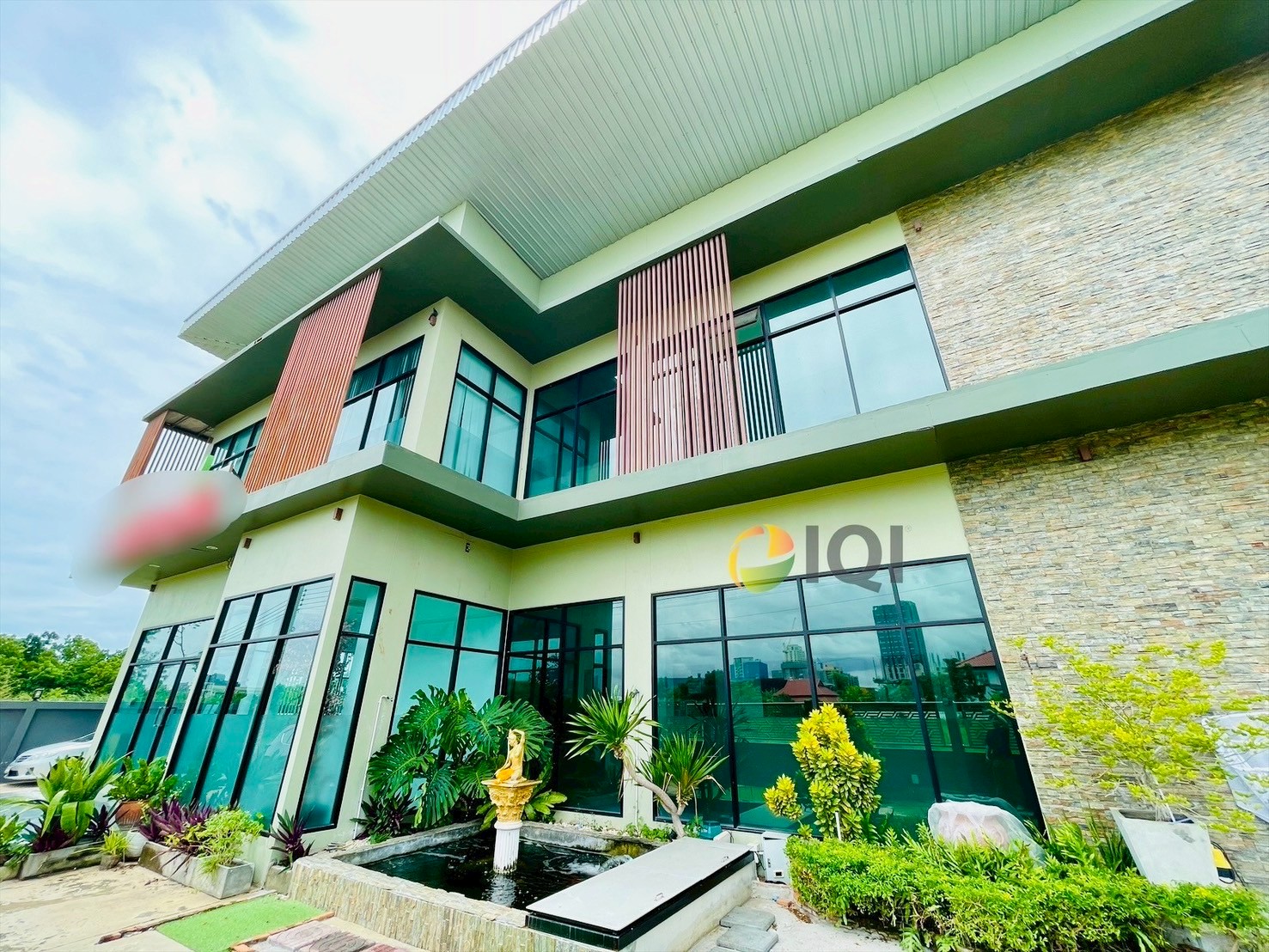 ขายที่ดินพร้อมสำนักงาน 2 ชั้นและคลังสินค้า เนื้อที่ 1 ไร่ ถนนบัวนครินทร์ บางนาตราด