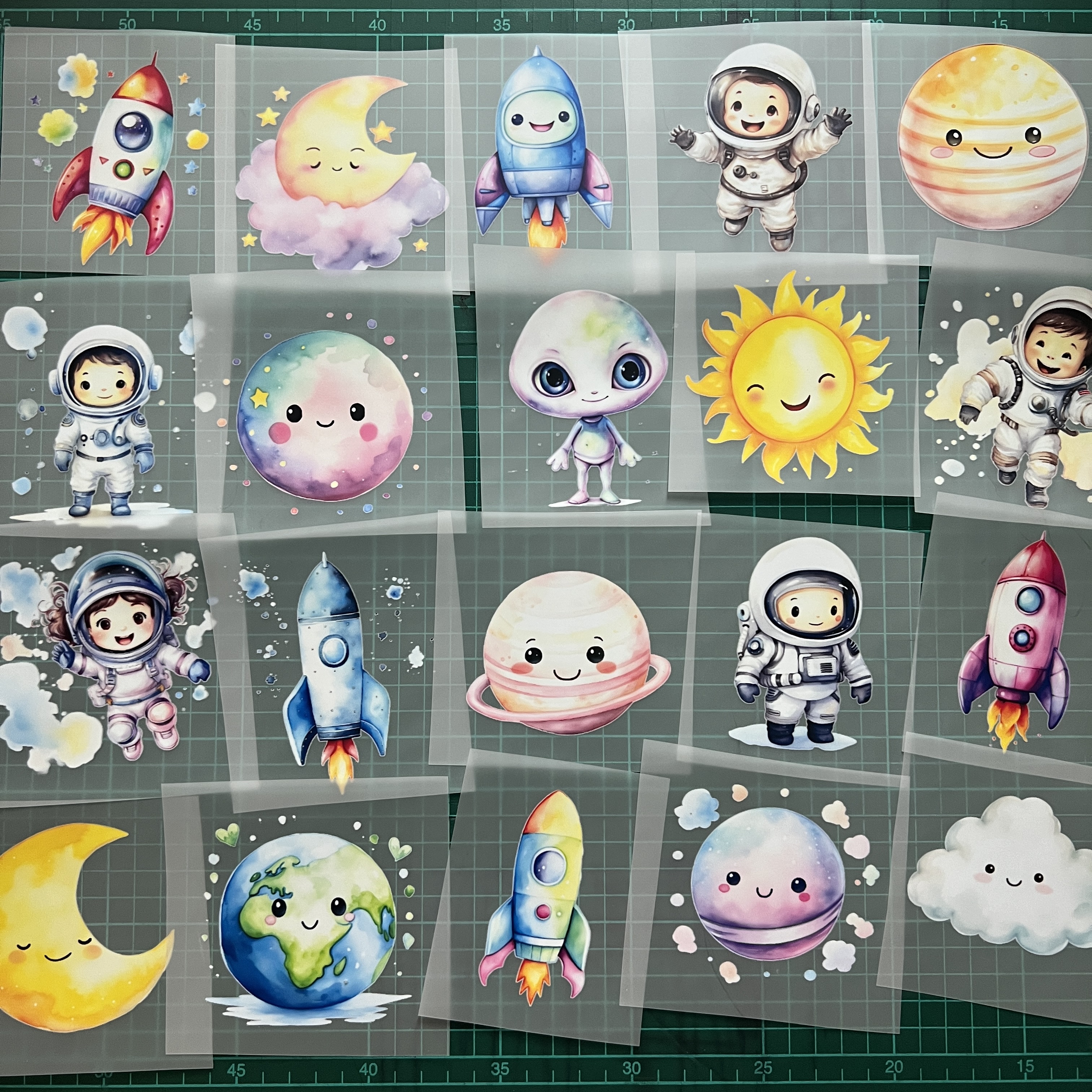 ตัวรีดติดเสื้อ อวกาศ การ์ตูน ฟิลม์รีดร้อน พิมพ์ลาย สติกเกอร์รีดติดเสื้อ สกรีนลาย ฟิลม์ DFT DTF