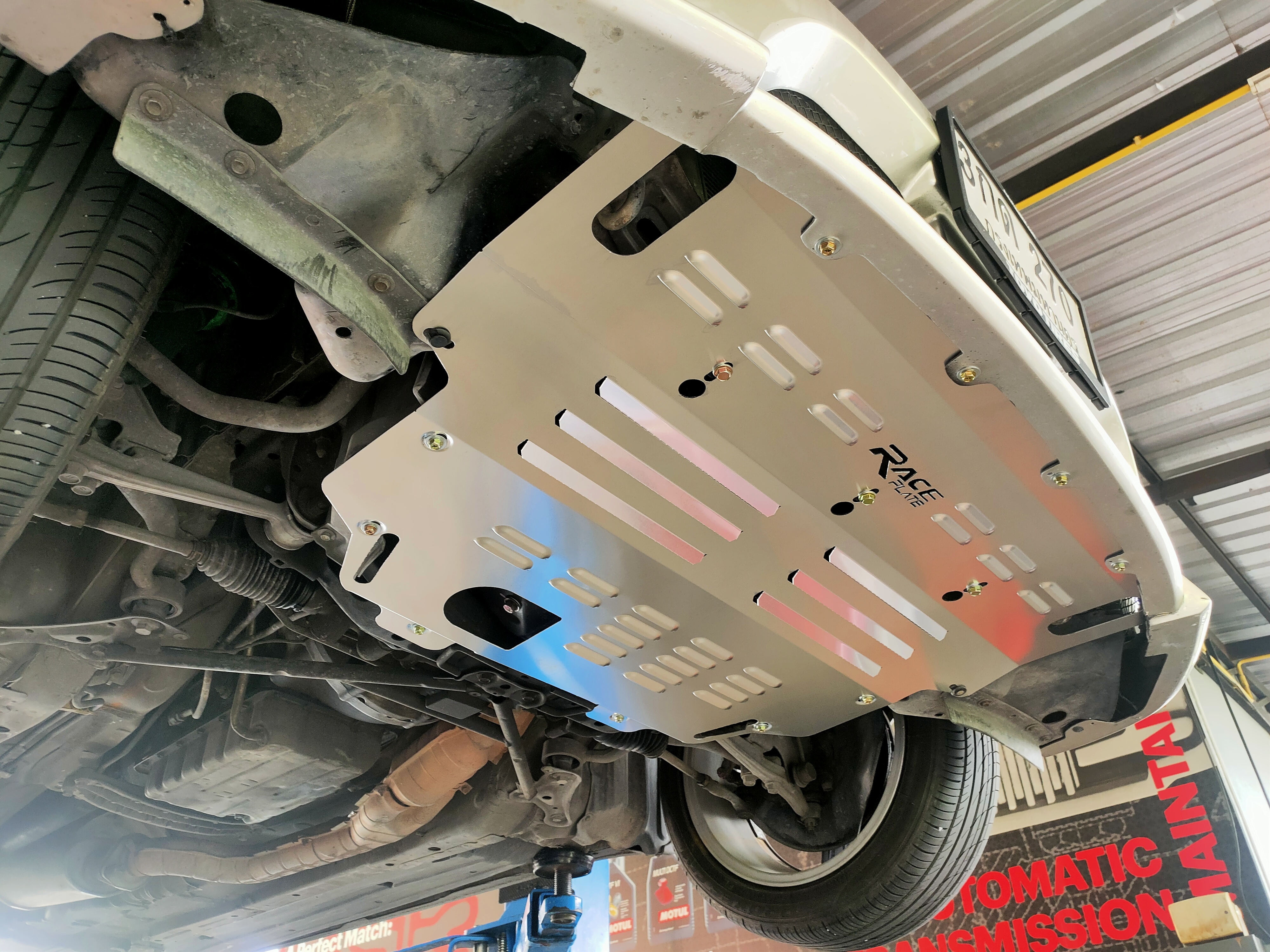แผ่นปิดใต้ห้องเครื่องอลูมิเนียม Toyota Altezza Raceplate_Undertray