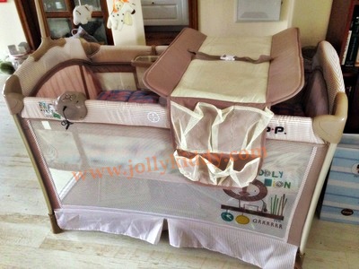 B10123 Playpen เตียงนอนเด็ก สินค้าใหม่นำเข้าพร้อมชั้นวางที่เปลี่ยนผ้าอ้อม (BP1สีชมพู)