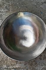 กระทะสแตนเลส 2 หู SUS304 ตราสิงห์ No.20 (19 นิ้ว)