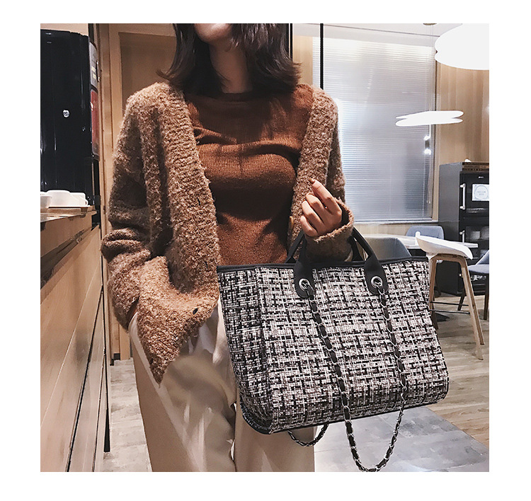 กระเป๋าหนังสะพายข้าง ผู้หญิง Beach Bag