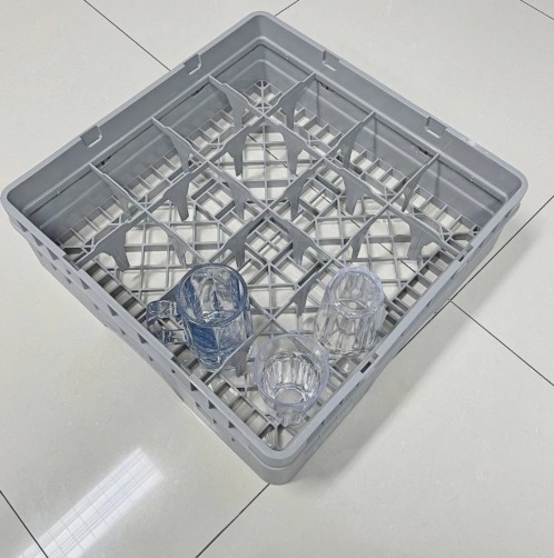 ลังคว่ำแก้ว 16 ช่อง ตรา Figure ลังล้างแก้ว แล็คล้างแก้ว อุปกรณ์เครื่องล้างจาน 50x50x10 cm สีเทา