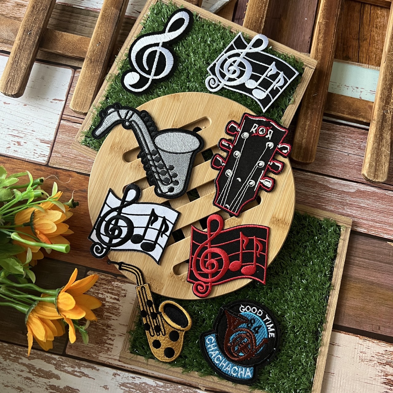 โน้ต ดนตรี ตัวรีดติดเสื้อ อาร์มรีด อาร์มปัก ตกแต่งเสื้อผ้า หมวก กระเป๋า แจ๊คเก็ตยีนส์ Hipster Embroidered Iron on Patch