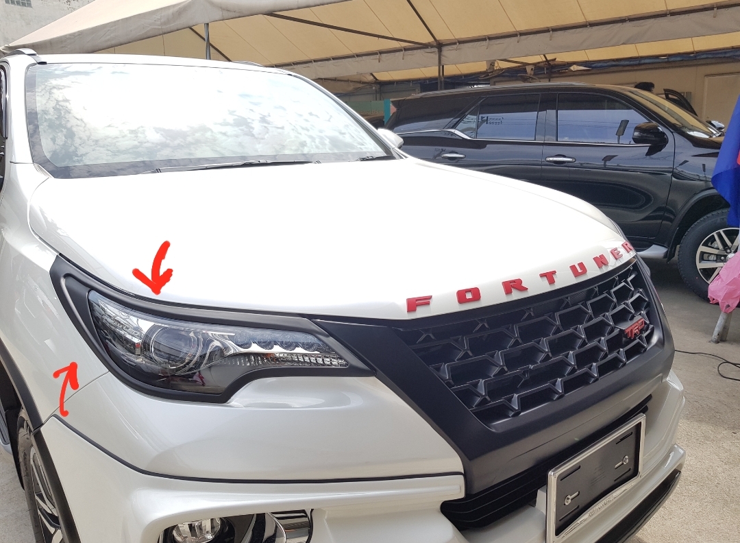 ครอบไฟหน้า ดำด้าน FORTUNER
