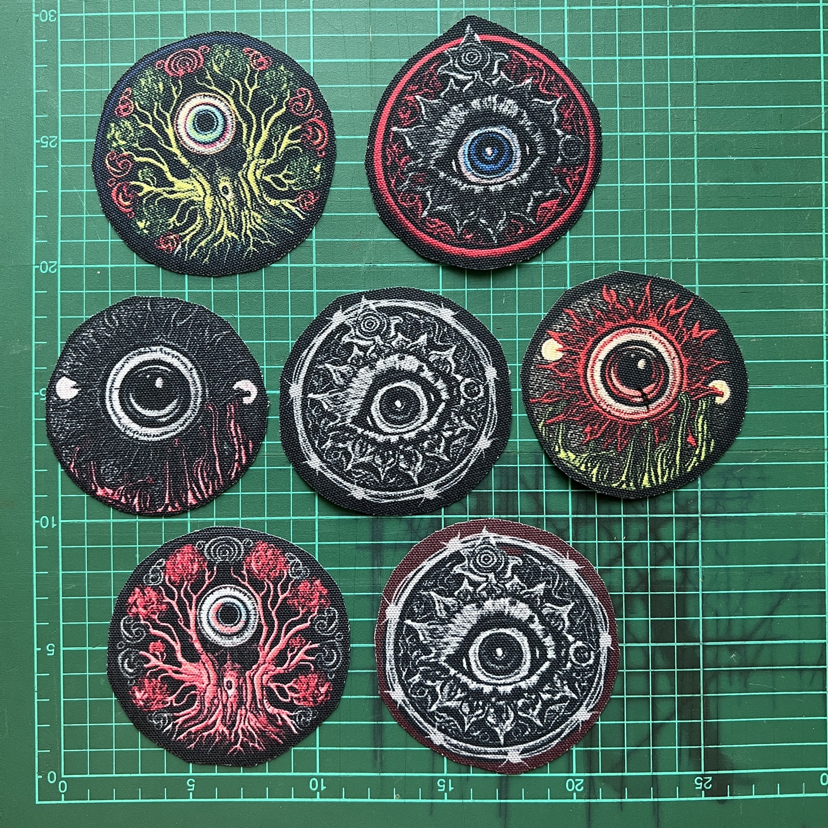 ตัวรีดติดเสื้อ Eye ผ้าแคนวาสพิมพ์ลาย ตกแต่งเสื้อผ้า Canvas Iron on Patch