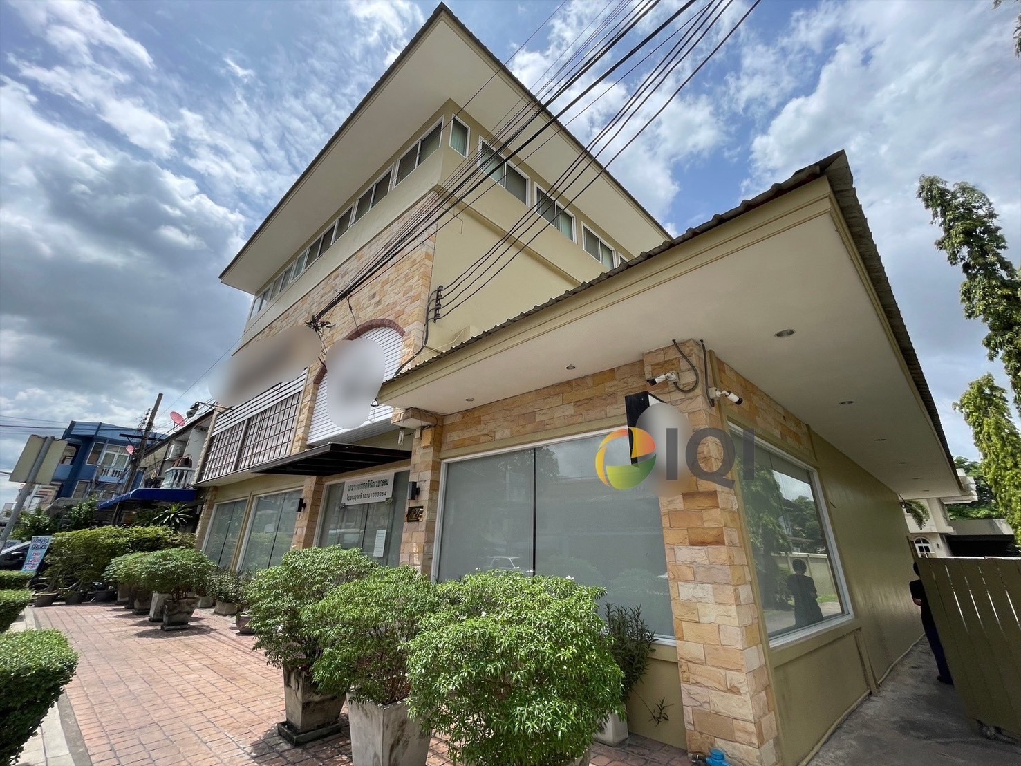 ขายที่ดิน พร้อมสิ่งปลูกสร้าง อาคารสำนักงานและบ้านพัก ติดถนนเสนานิคม 1 #LB52 – 000792