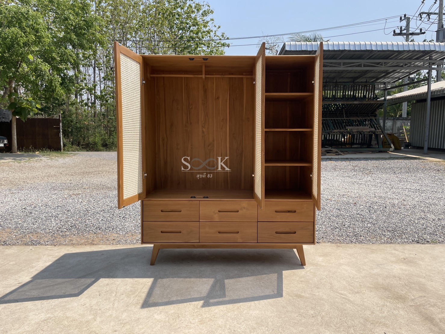 ตู้เสื้อผ้ามินิมอลบานหวาย