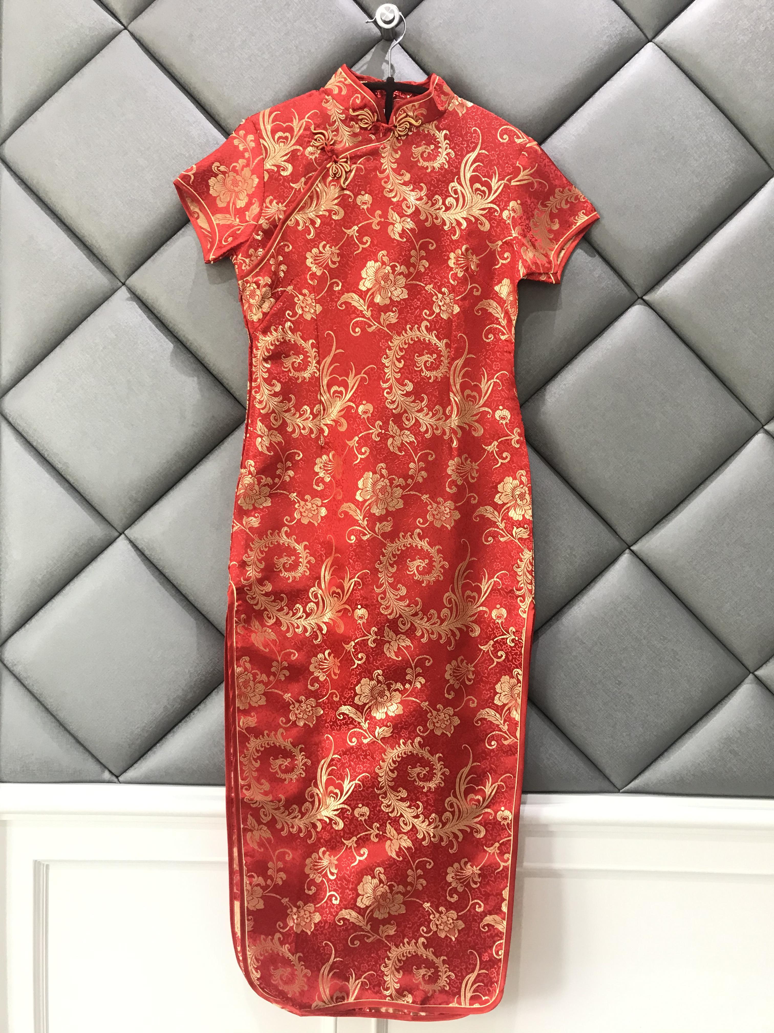 กี่เพ้ายาวสีแดง ทอลายดอกโบตั๋น ส่งฟรี ems