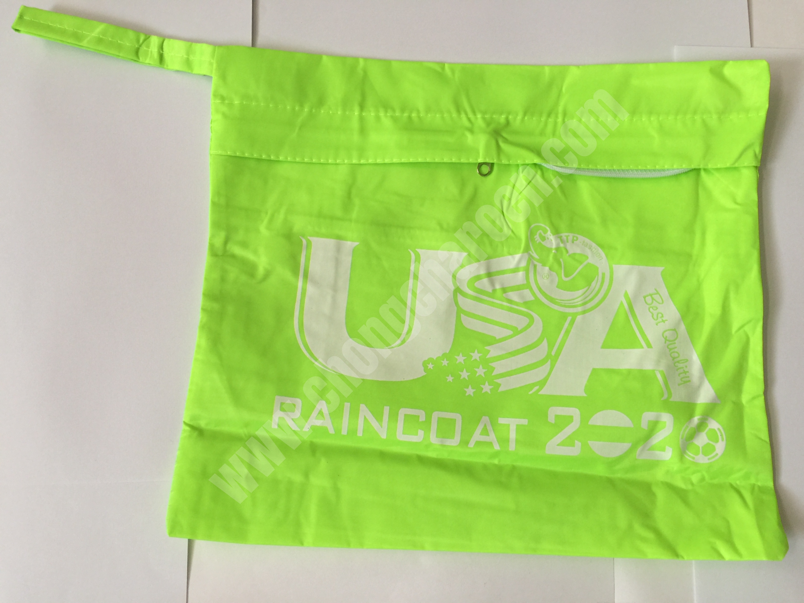 ชุดกันฝน เสื้อ และ กางเกง หนา มีหมวกในตัว สีต่างๆ ตราช้าง Danko