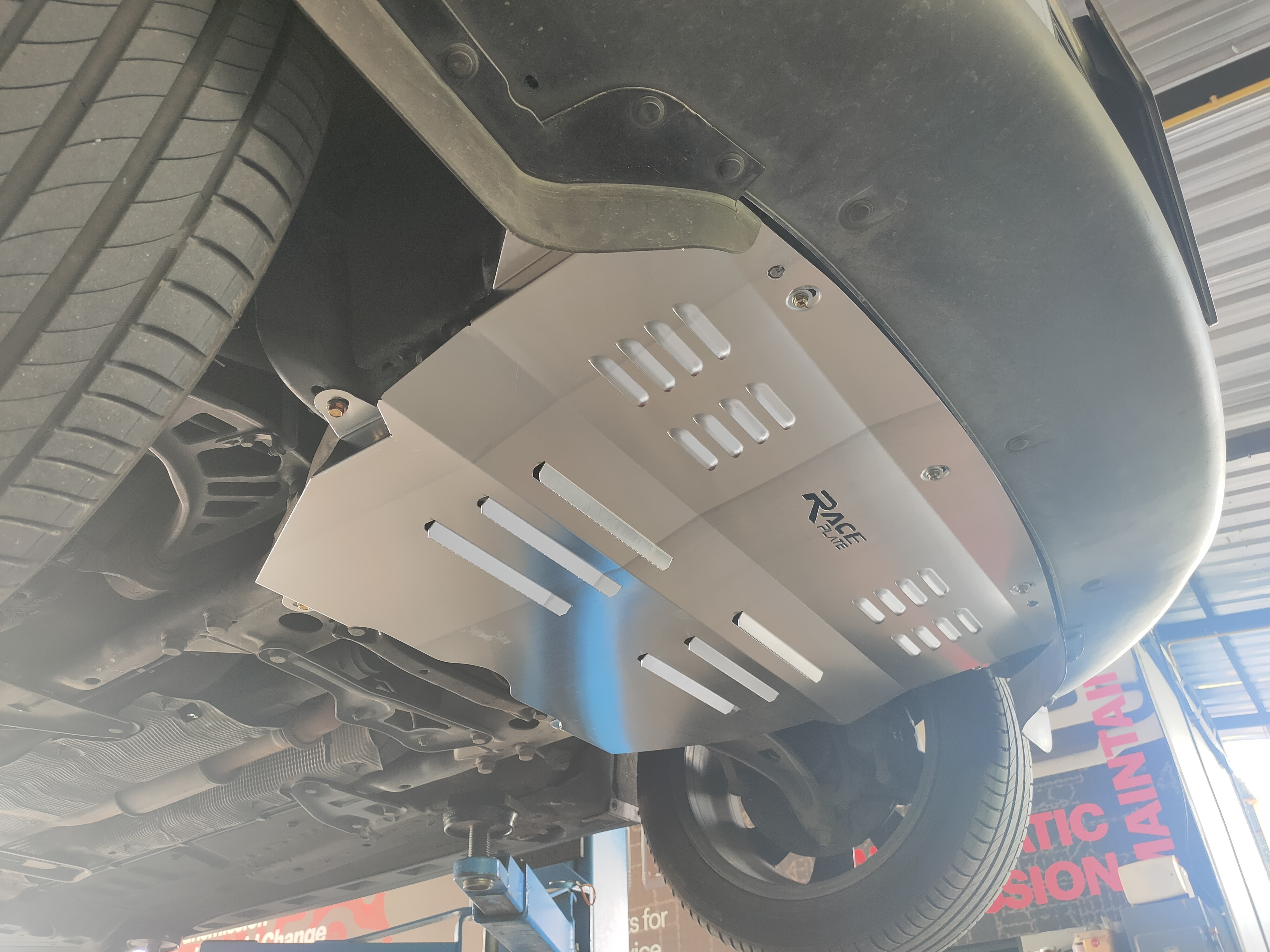 แผ่นปิดใต้ห้องเครื่องอลูมิเนียม minicooper Countryman R60 Raceplate_Undertray