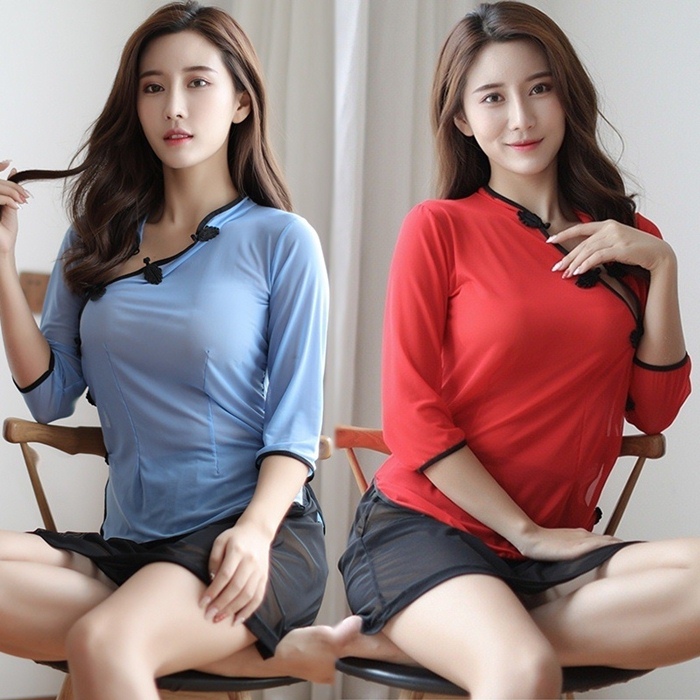 C8002 ชุดนักเรียนจีนแบบโบราณ ชุดนักเรียนจีนสไตล์วินเทจย้อนยุคมาในแบบ2ชิ้นประกอบไปด้วย เสื้อแขนยาวคอจีนแต่งกระดุมเชือกเป็นผ้าซีทรูเนื้อนิ่มๆและกระโปรงซีทรูสีดำขอบเป็นยางยืดตามรูปเลยค่ะ