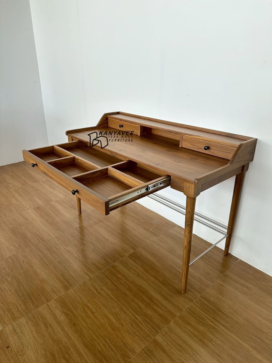 โต๊ะทำงานไม้สักสไตล์มินิมอล สีวอลนัท