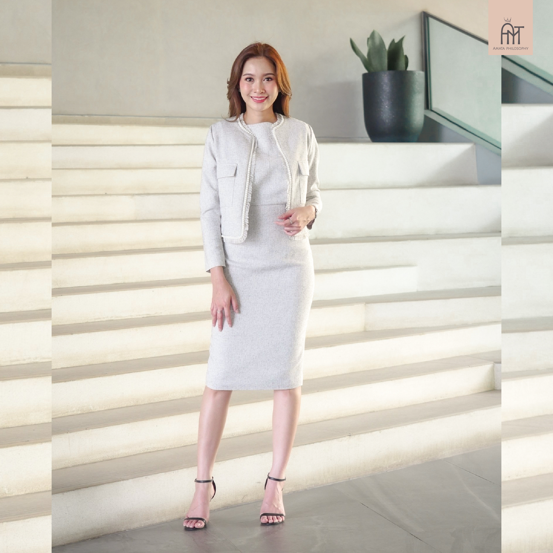 AMATA เสื้อเบลเซอร์ครอป Brown sugar jelly