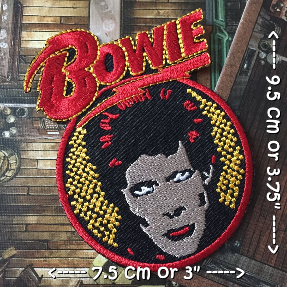 Bowie วงดนตรี ร็อค เฮฟวี่เมทัล พังค์ ตัวรีดแบบปัก อาร์มปัก ตัวรีดติดเสื้อ ตัวรีด ติดกระเป๋า ติดหมวก ติดแจ๊คเก็ต Rock Iron on Embroidered Patch