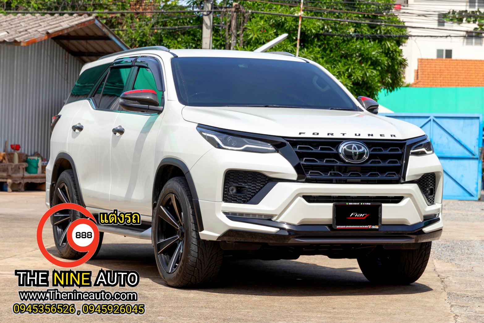 ชุดแต่ง Fortuner 2020 รุ่น Fiar FD4X (ตัดดำ) ชุด 2 ชิ้น